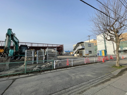 八戸市城下4丁目にイエローハットとアップガレージが建設中？